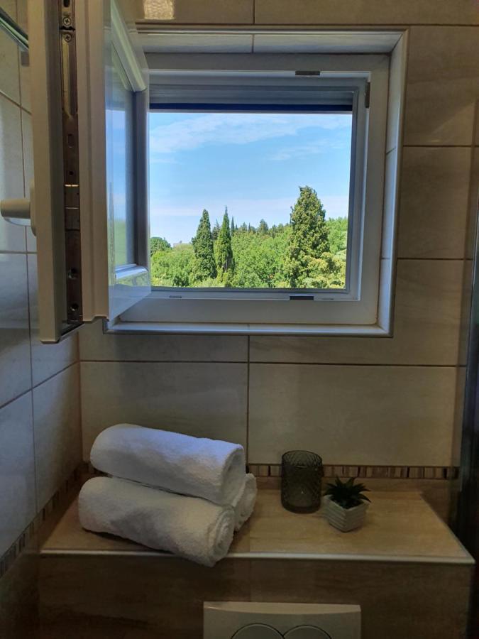Apartmani Starigrad Paklenica - Danijel Екстериор снимка