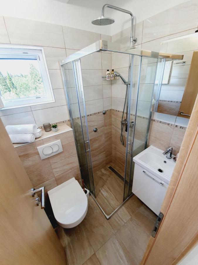 Apartmani Starigrad Paklenica - Danijel Екстериор снимка