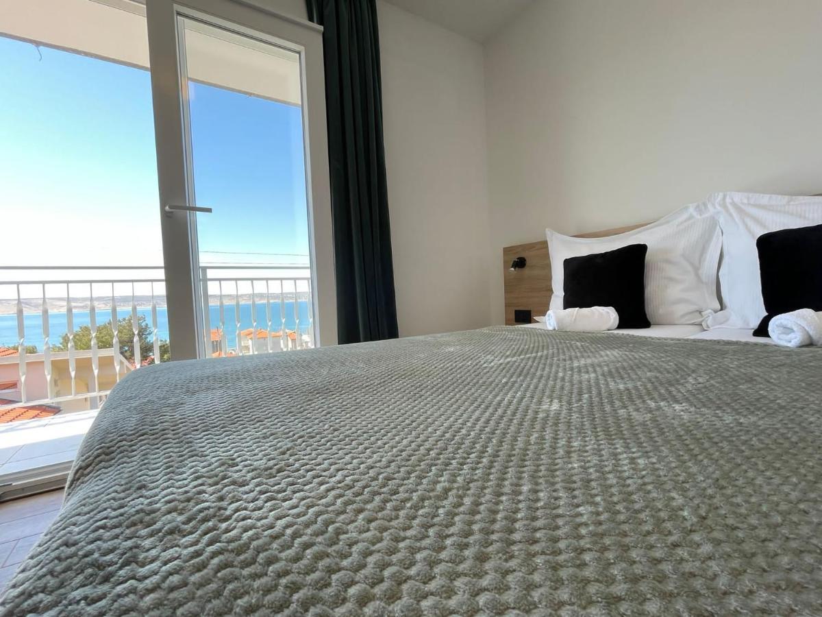 Apartmani Starigrad Paklenica - Danijel Екстериор снимка