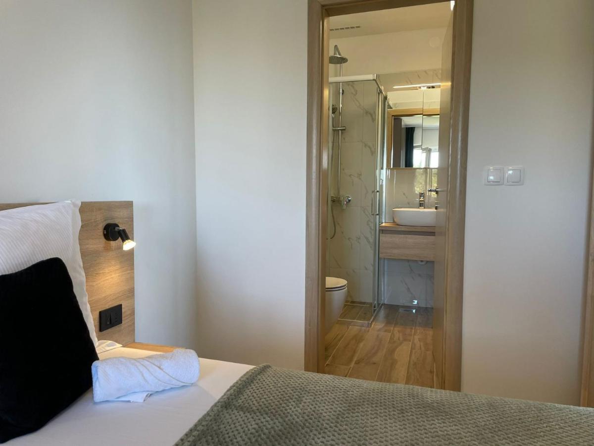 Apartmani Starigrad Paklenica - Danijel Екстериор снимка