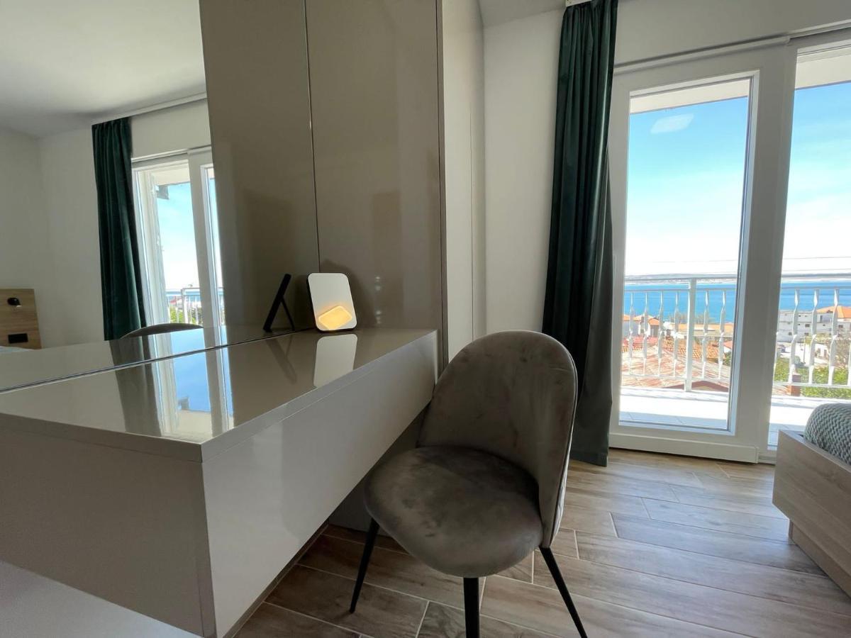 Apartmani Starigrad Paklenica - Danijel Екстериор снимка